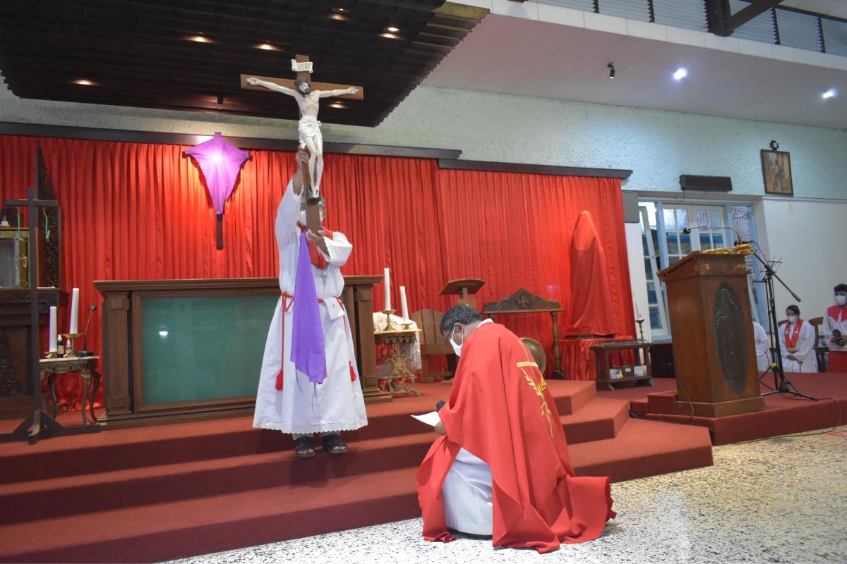 JUMAT AGUNG – Mengenang Wafat Tuhan, Kesetiaan Yesus Yang Tersalib